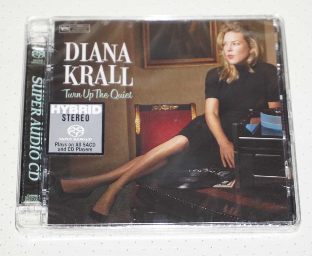 BLUE　SACDダイアナ・クラール「Turn Up The Quiet」 Amazon.co.jp: TURN UP THE QUIET: ミュージック