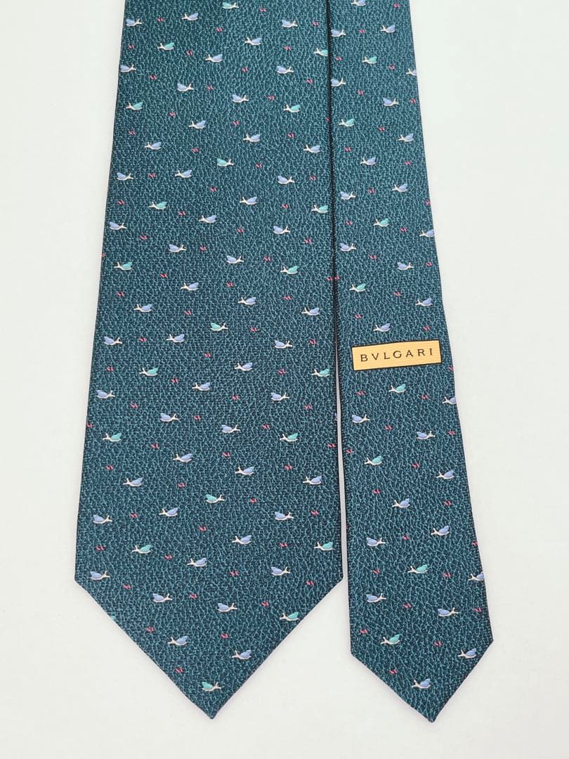 極美品 ブルガリ ネクタイ シルク カタツムリ セッテピエゲ グリーン