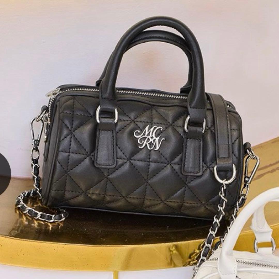 ミシェルマカロン キルティングミニボストン ブラック - メルカリ