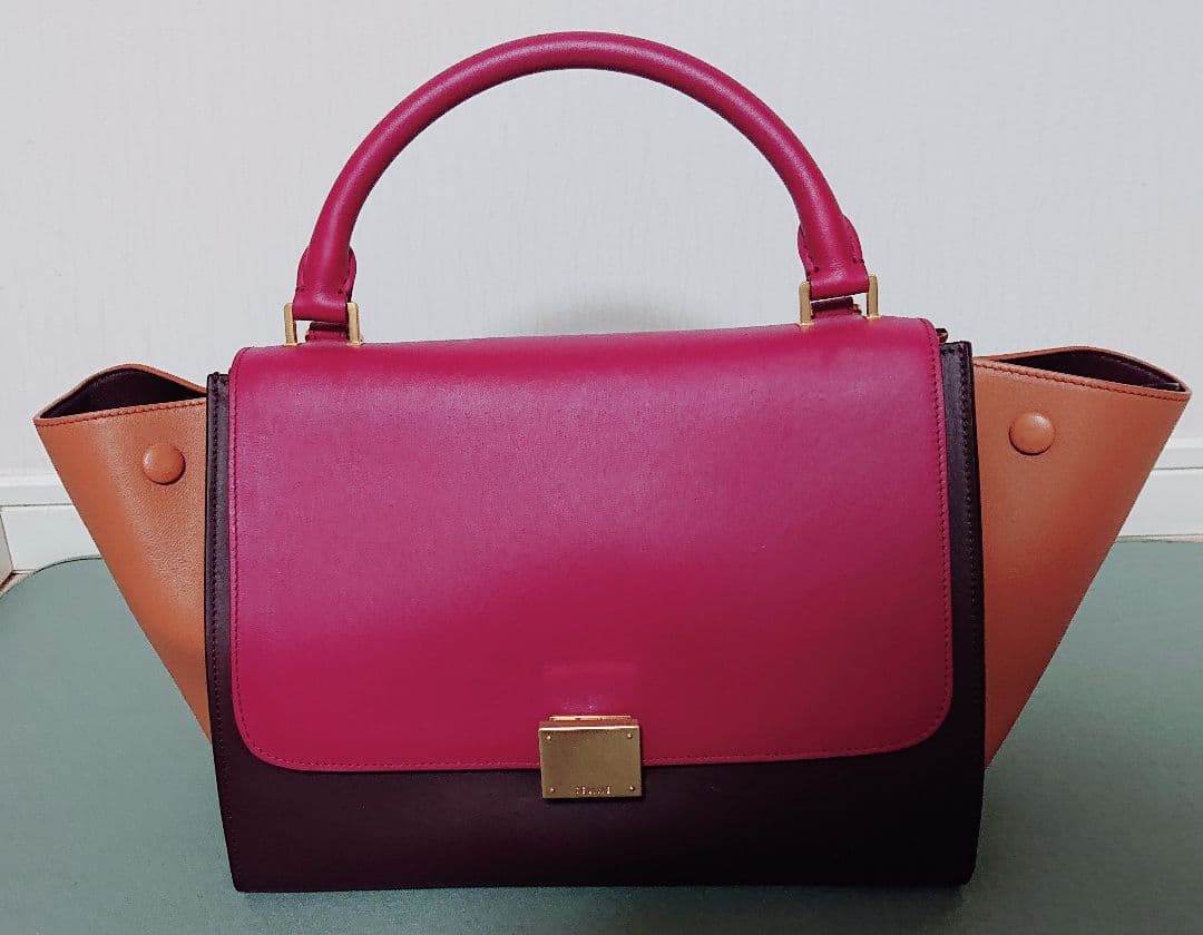 セリーヌ CELINE トラベラーズ 公式