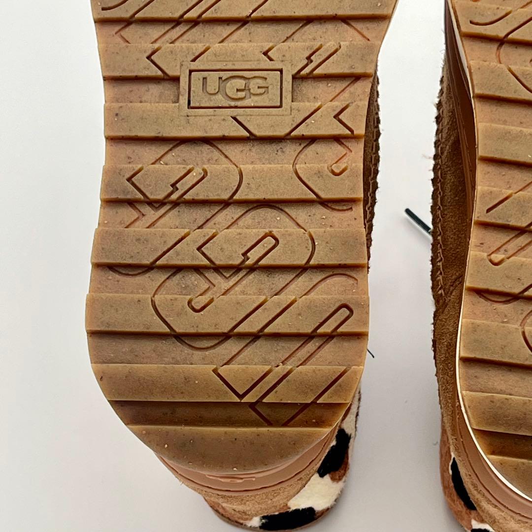 UGG アグ NEUMEL COW PRINT 厚底 ブーツ 22.5cm カウ