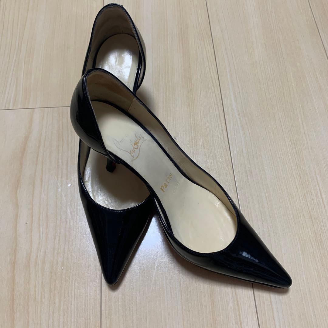 Christian Louboutin 黒 ポインテッドトゥ ハイヒール - メルカリ