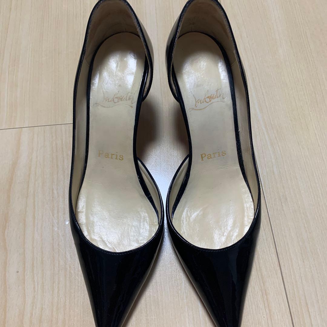 Christian Louboutin 黒 ポインテッドトゥ ハイヒール - メルカリ