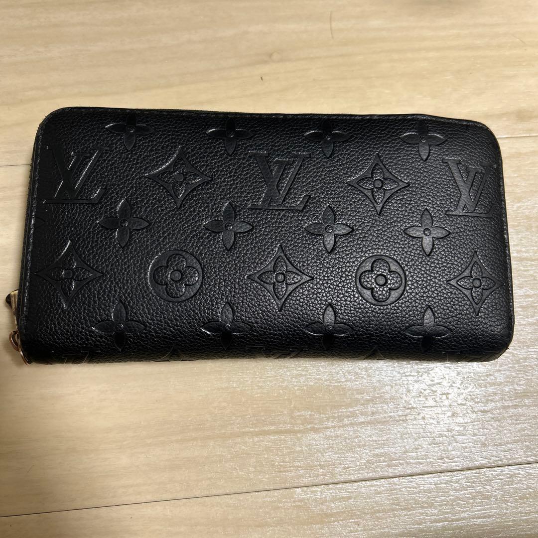 ルイヴィトン モノグラム アンプラント ジッピーウォレット