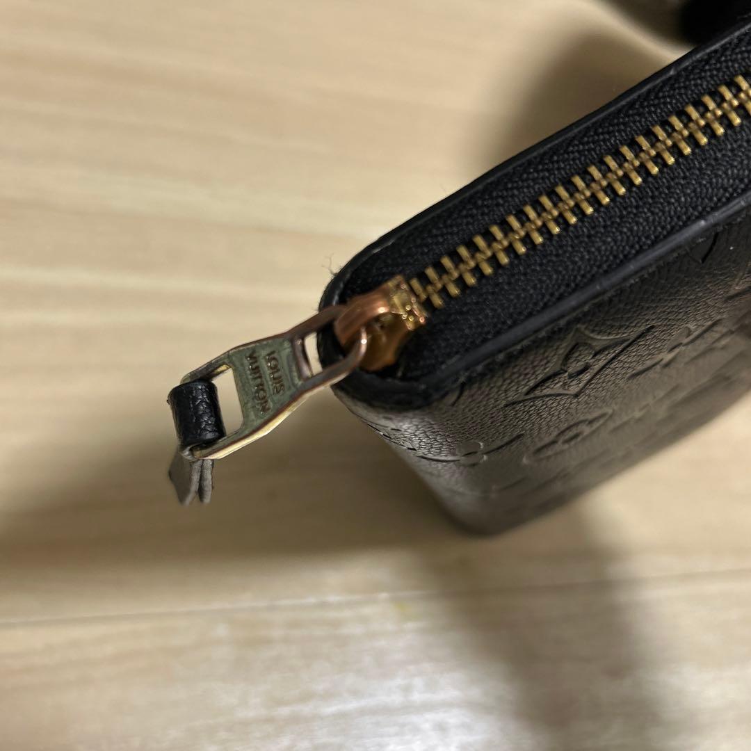 ルイヴィトン モノグラム アンプラント ジッピーウォレット