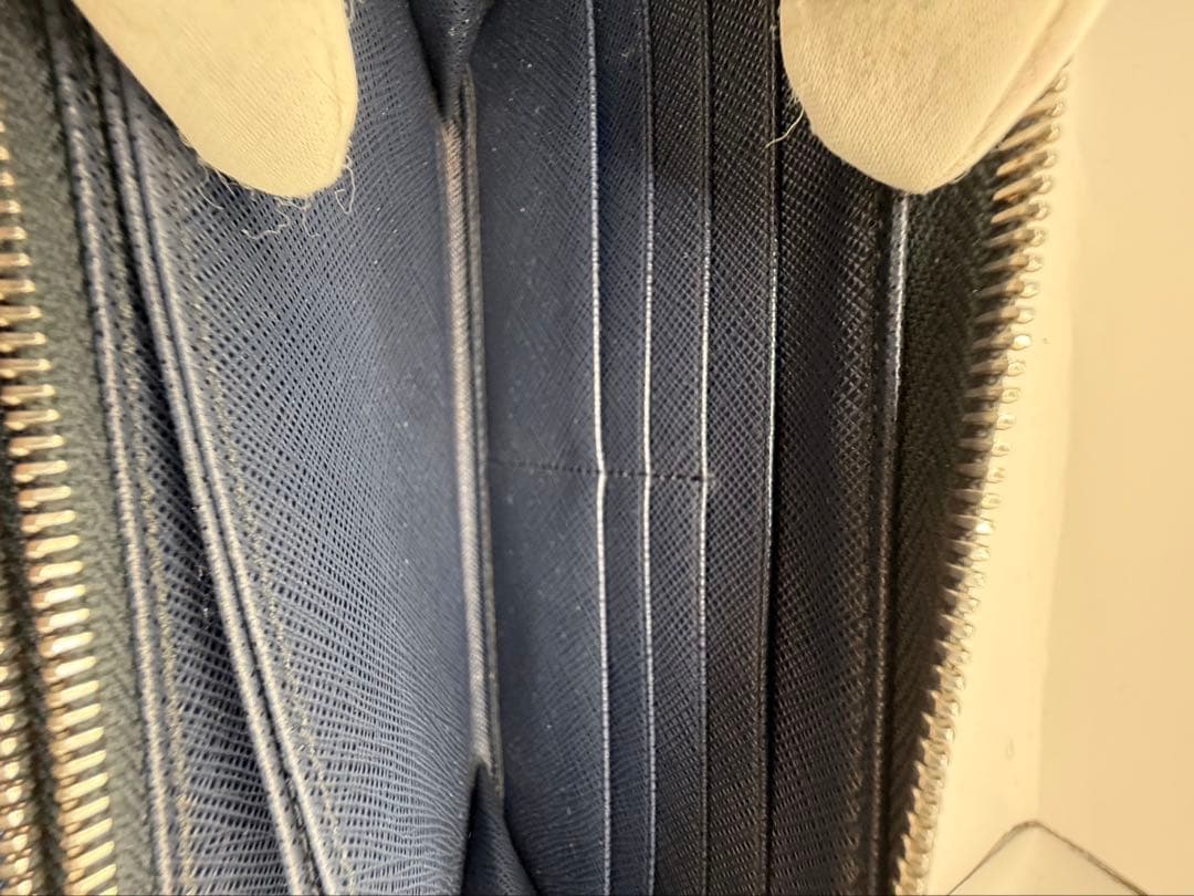 りゅうちゃん 専用　PRADA プラダ 長財布 ラウンドジップ サフィアーノ