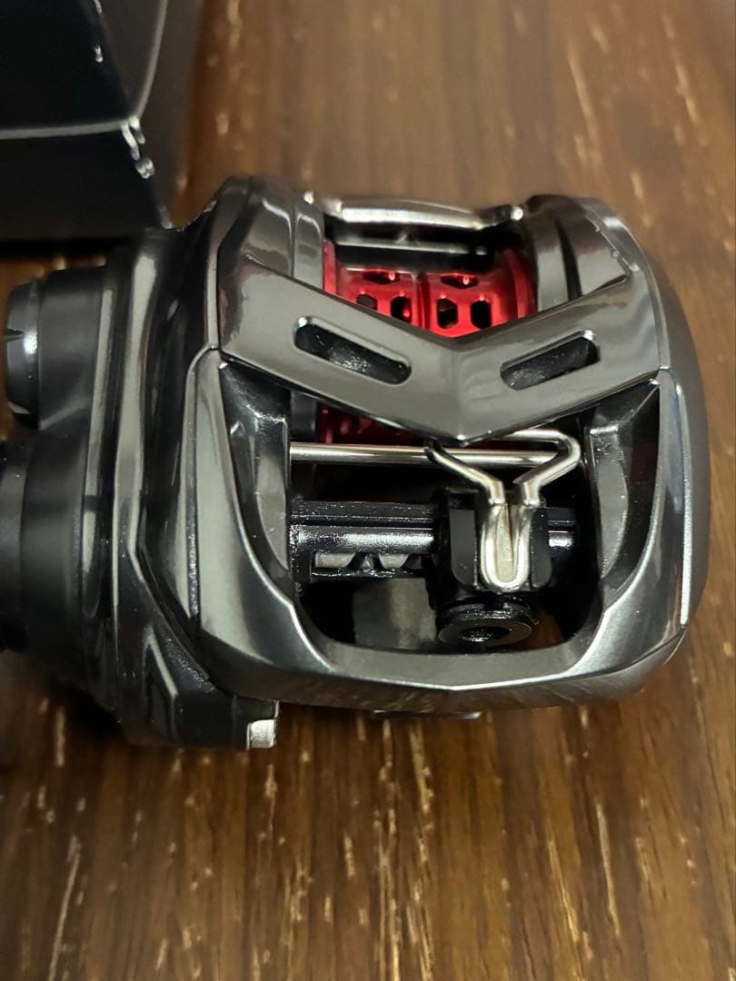 ダイワ アルファス AIR TW 8.6R 右 ベアリング、ドラグクリッカー追加