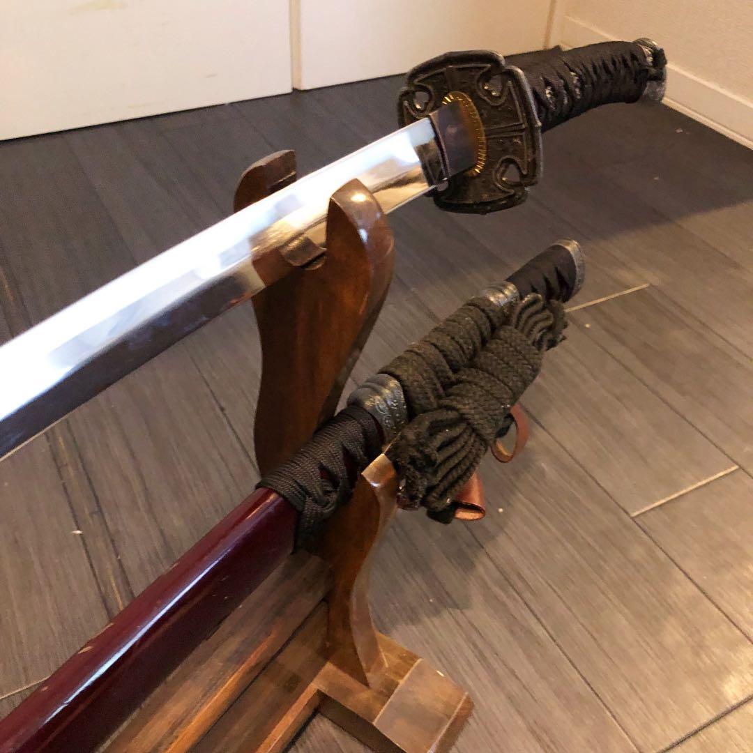 高級模造刀 日本軍拵え 居合刀 樋入刀身 合金刀身 朱拵え 重みあり