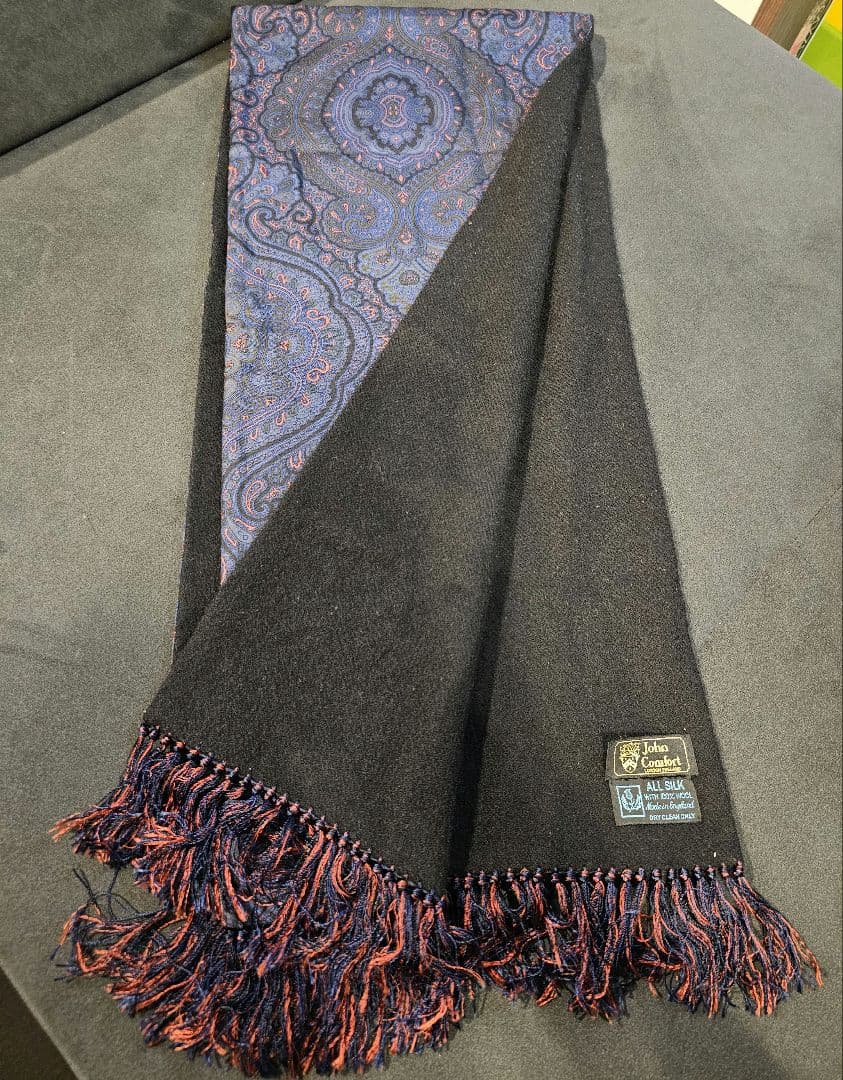 ジョン　コンフォート　ペイズリー柄マフラー　オールシルク