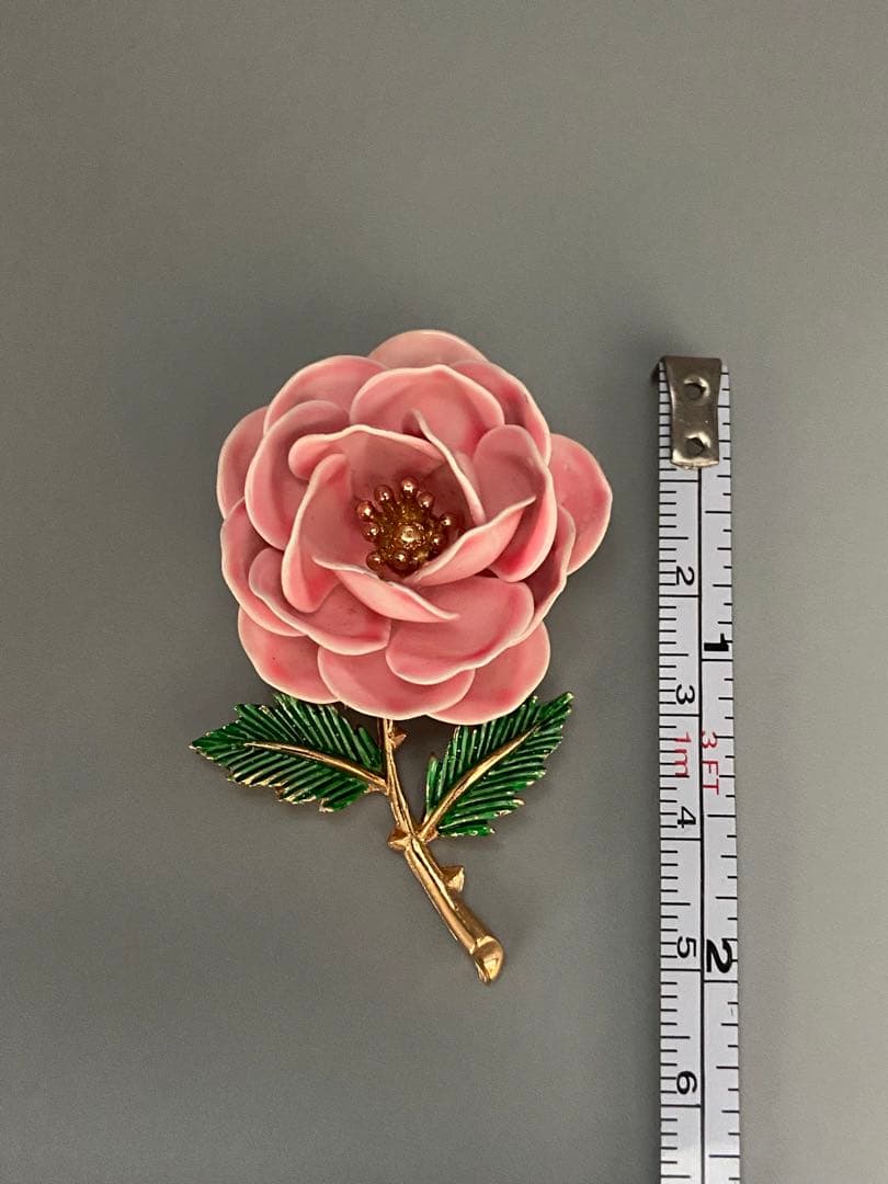 lotuscloud2517⭐️TRIFARIヴィンテージブローチ