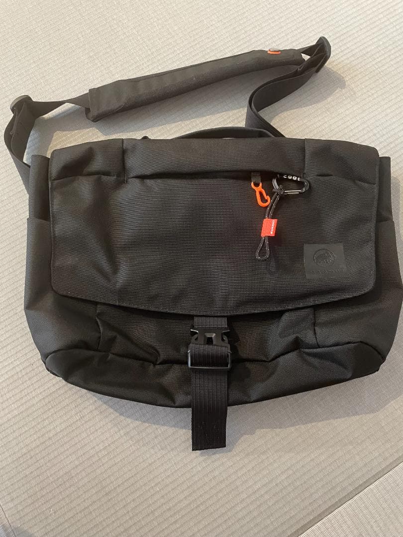 MAMMUT メッセンジャーバッグ ブラック 楽天市場】【3/5限定☆エントリーで最大P42倍】 マムート