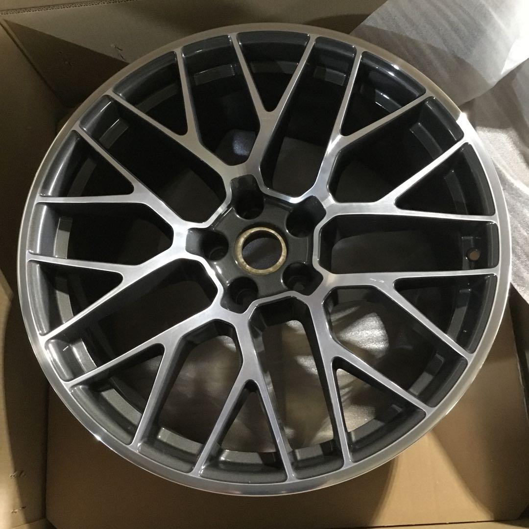 ポルシェマカン 20インチ10JJ 純正オプションホイール 1本のみ - メルカリ