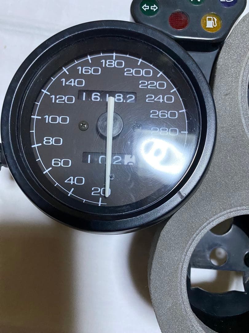 ドゥカティ 748、916、996系 純正スピードメーター、メーターケース