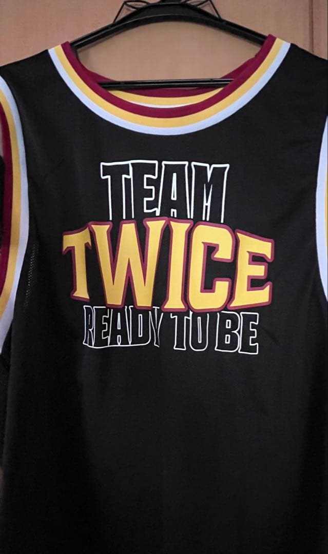 TWICE TZUYU ユニフォーム タンクトップ ツウィ - メルカリ