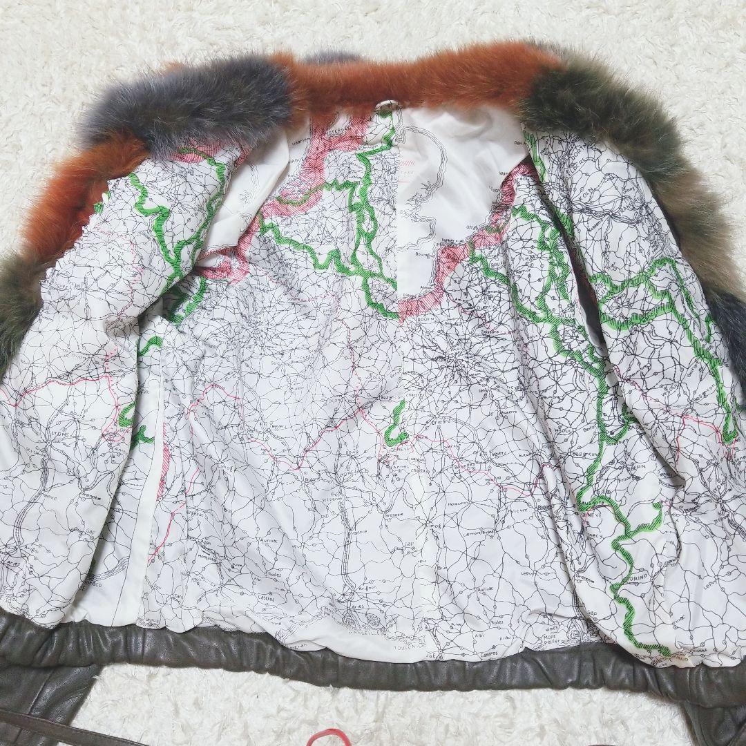 ファー&レザー 裏地地図柄 異素材ドッキング ノーカラージャケット 短丈ブルゾン