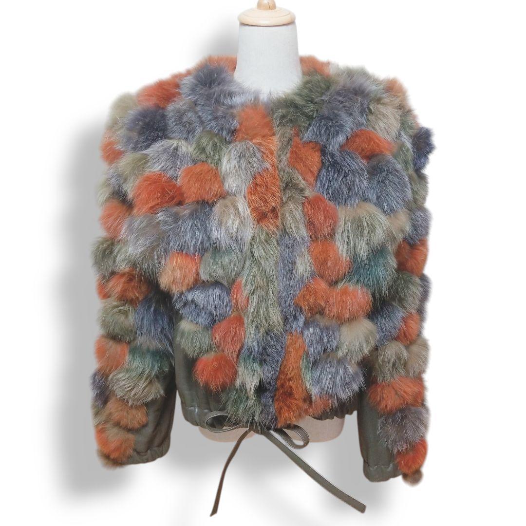 ファー&レザー 裏地地図柄 異素材ドッキング ノーカラージャケット 短丈ブルゾン