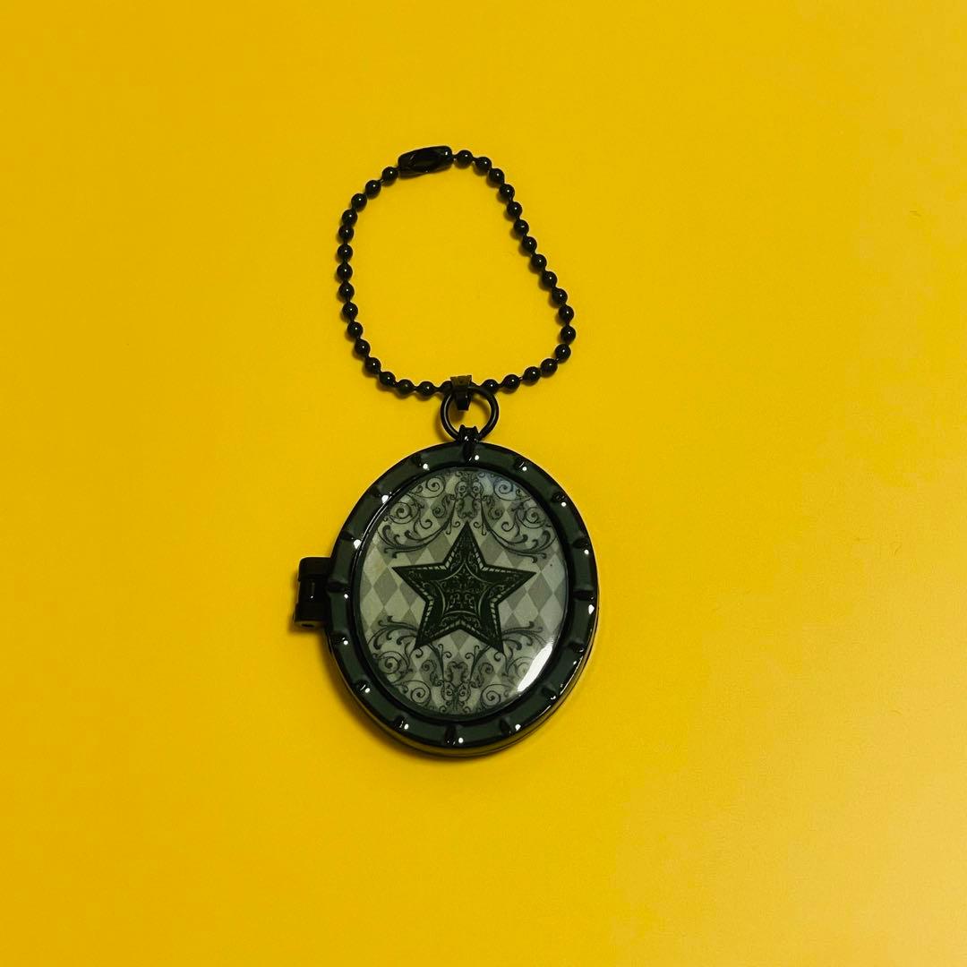 アムネシア オリオン ロケットコレクション キーホルダー - メルカリ