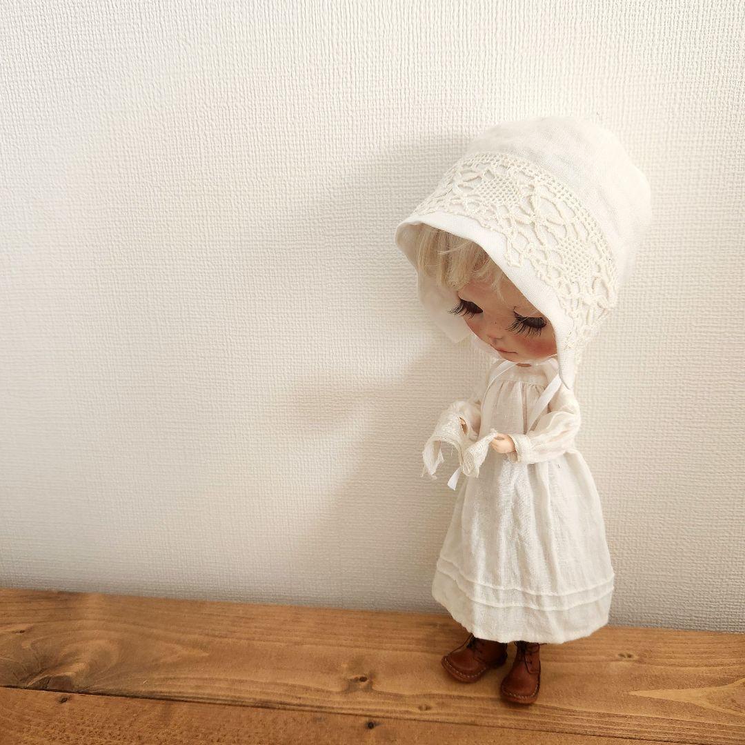 ブライス用 アウトフィット ボンネット ワンピース 3点セット No.2 【送料無料】 ネオブライスサイズ リボン刺繍 ボンネット