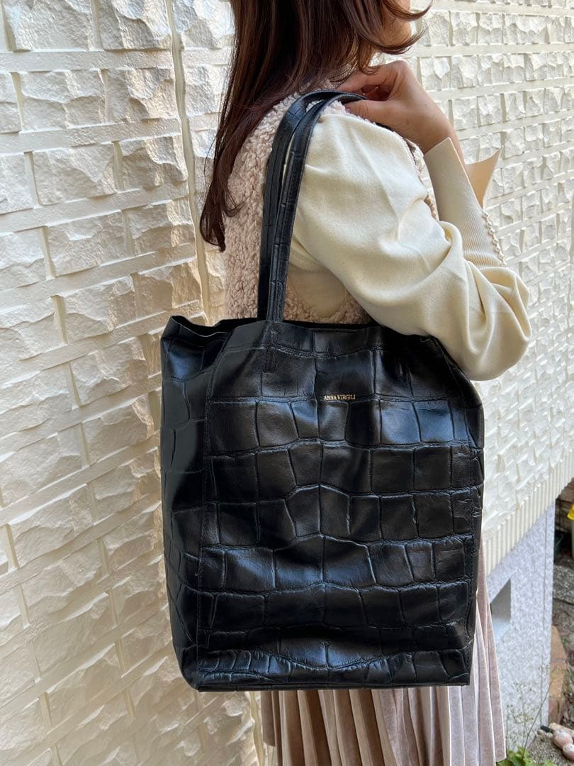 アンナヴィルジリ 牛革クロコ型押しトートバッグ（新品未使用） - メルカリ