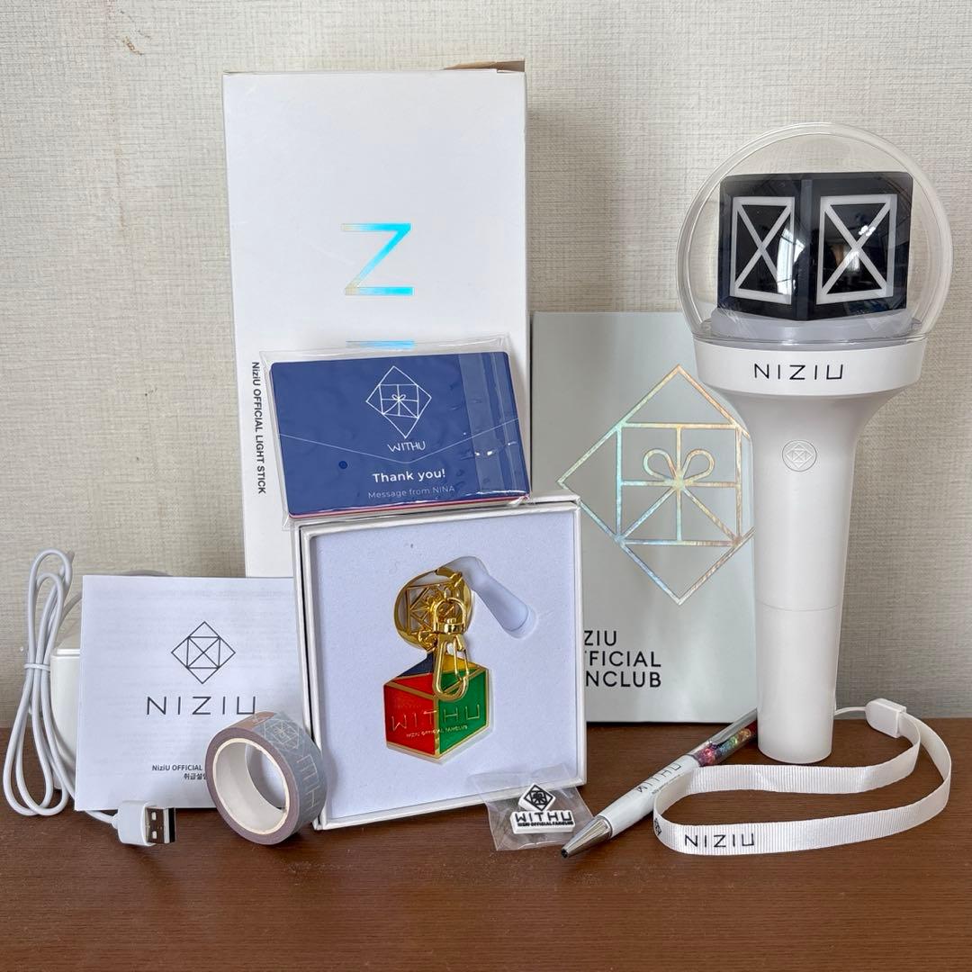 NiziUペンライト グッズ - メルカリ