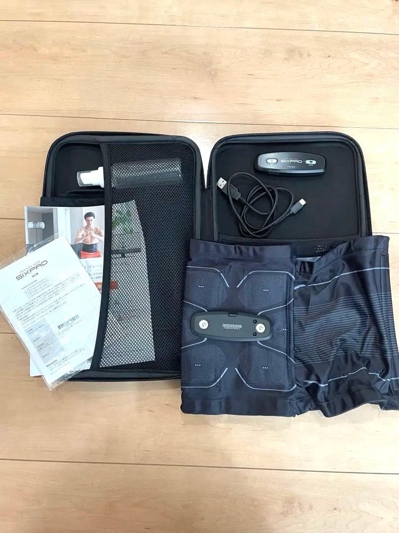 最終値下げ！【正規品】SIXPAD シックスパッド コアベルト Mサイズ シックスパッド（SIXPAD） コアベルト2（Core Belt2） LLサイズ SE-CB
