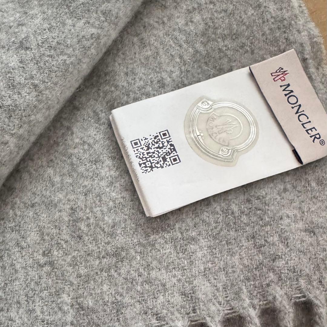 モンクレール マフラー