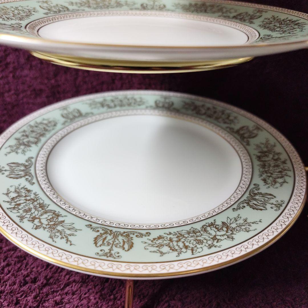 ウェッジウッド　コロンビアセージグリーン　カップ＆ソーサー２客＋プレート３枚＋S