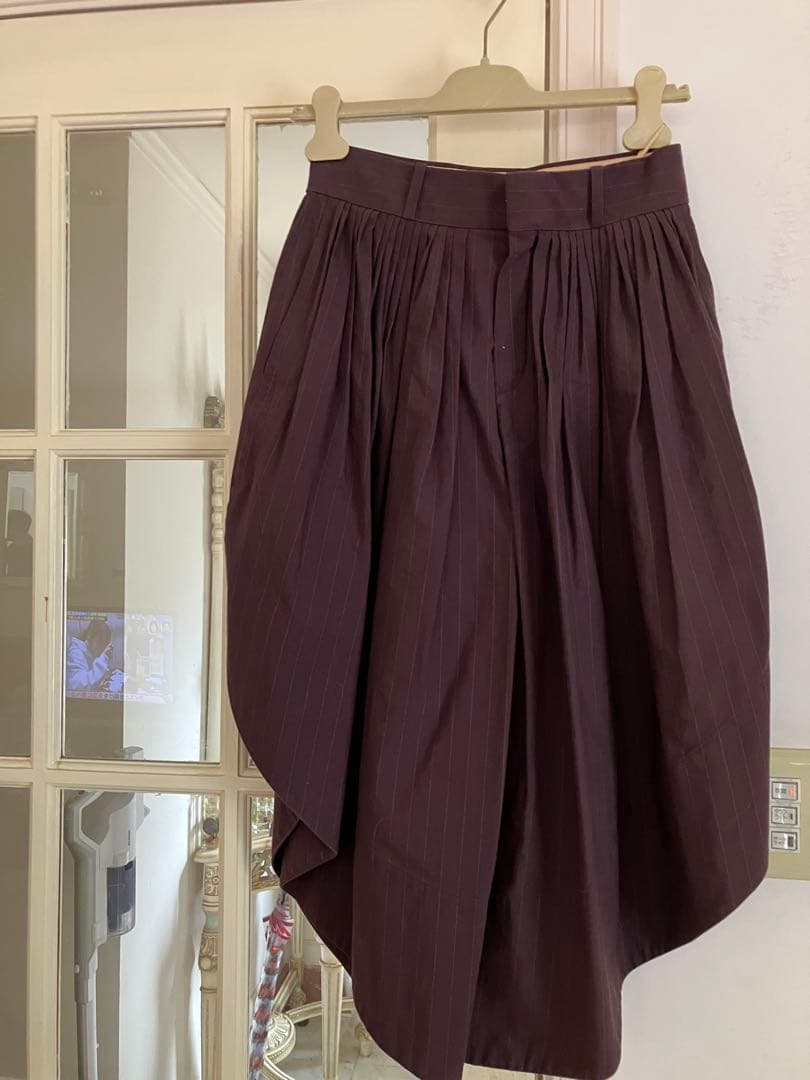 クロエダークブラウン プリーツ サルエルパンツ34 ウエストポーチカーブセンタータックパンツ｜ACLENT（アクレント）