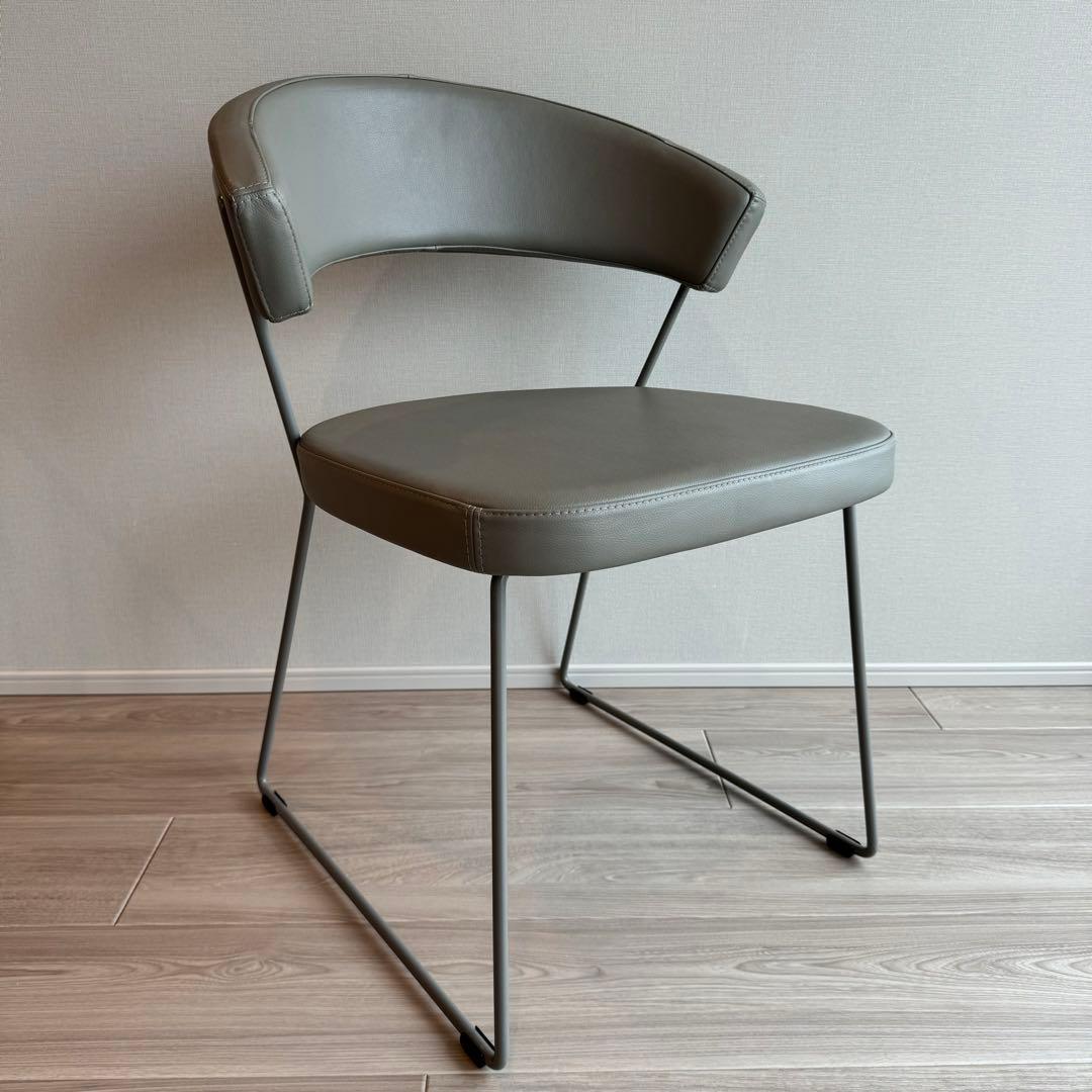 calligaris カリガリス ダイニングチェア1脚 グレー - メルカリ