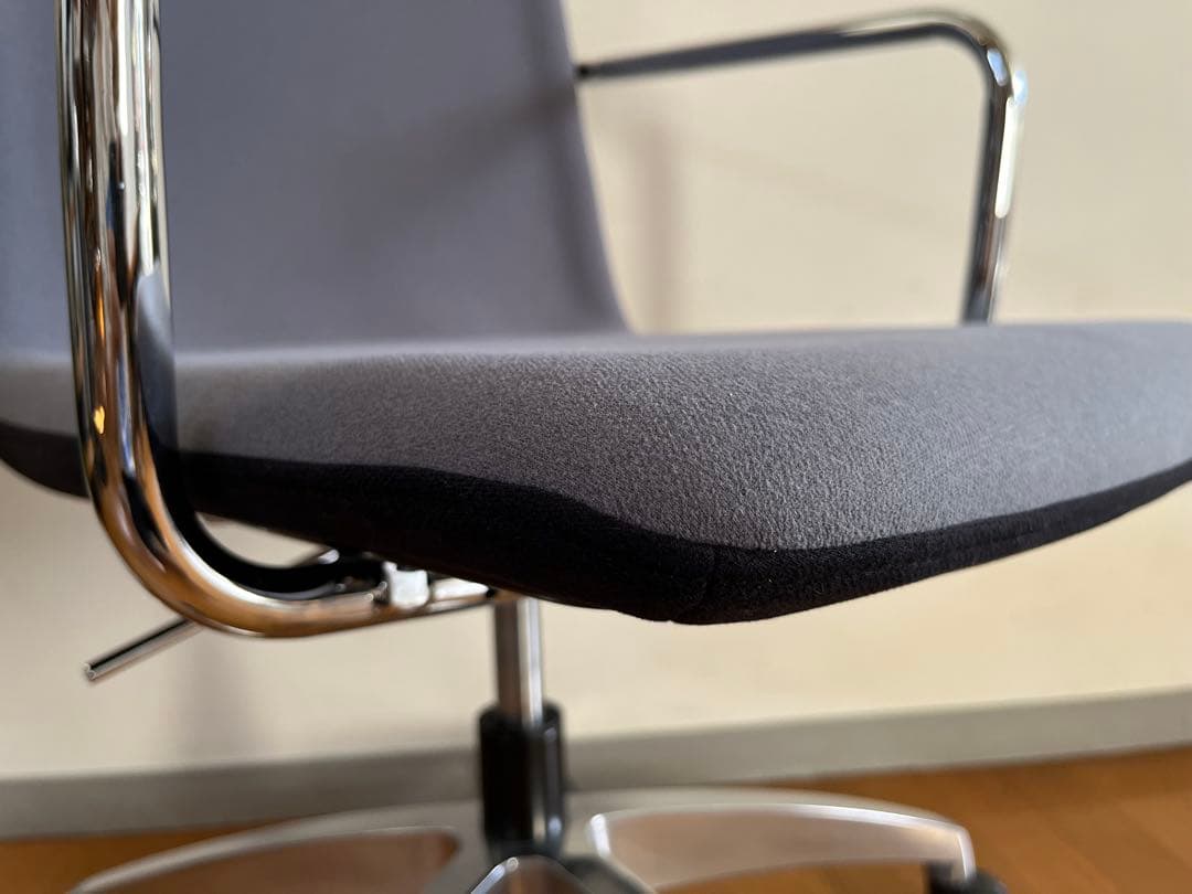 PLUS プラス アルフィーノチェア 伊丹由和 13.9万 デザイナーズ 美品