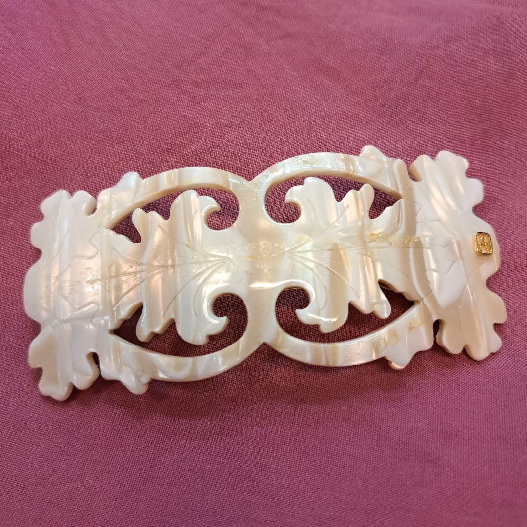 アレクサンドルドウパリス ヘアクリップシェルパールのような輝き アレクサンドルドウパリス ヘアクリップシェルパールのような輝き