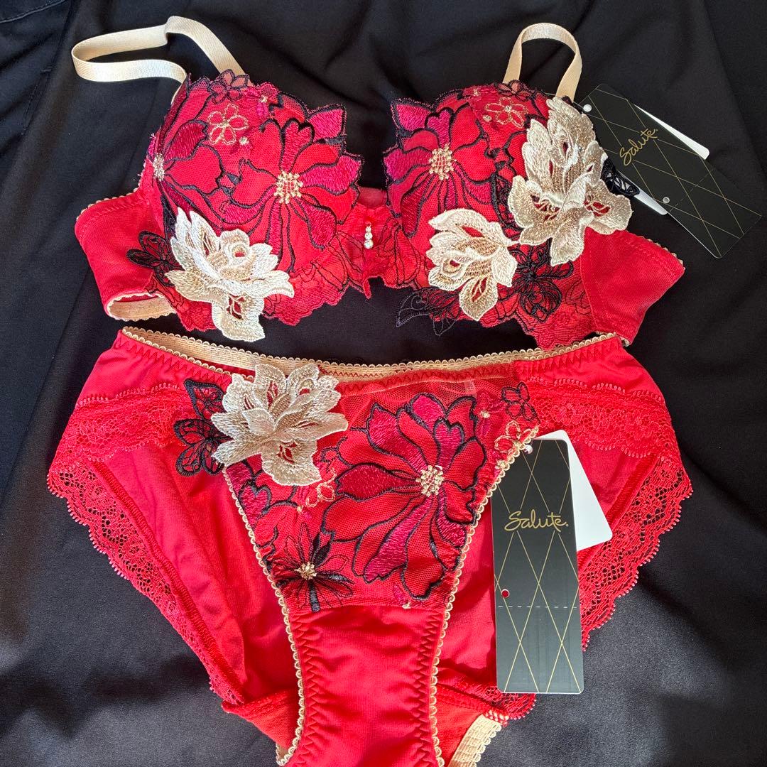 サルート ブラジャー・ショーツ B70 M - メルカリ