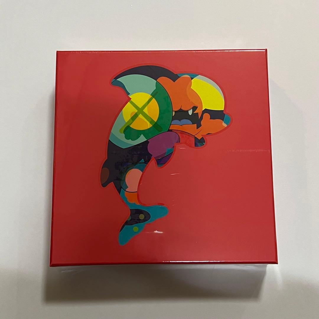 KAWS TOKYO FIRST カウズ パズル イルカ - メルカリ