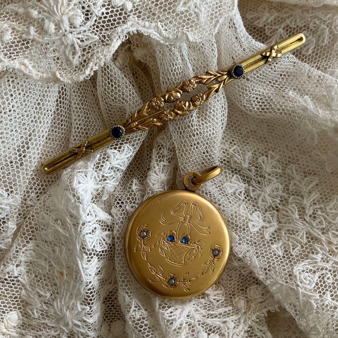 フランスアンティーク　ペンダントトップ＆ブローチ　ゴールドプレート　ビジュー アンティークブローチ一覧｜ヴィクトリアン・北欧・大正昭和の一点物