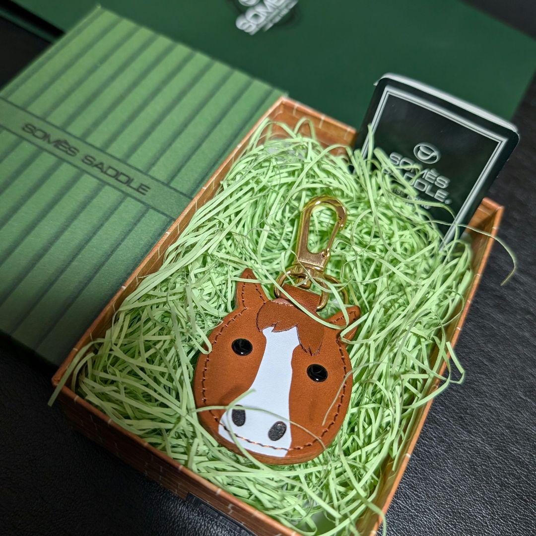 新品 ソメスサドル アッシュゴールド メンコキーホルダー - 小物