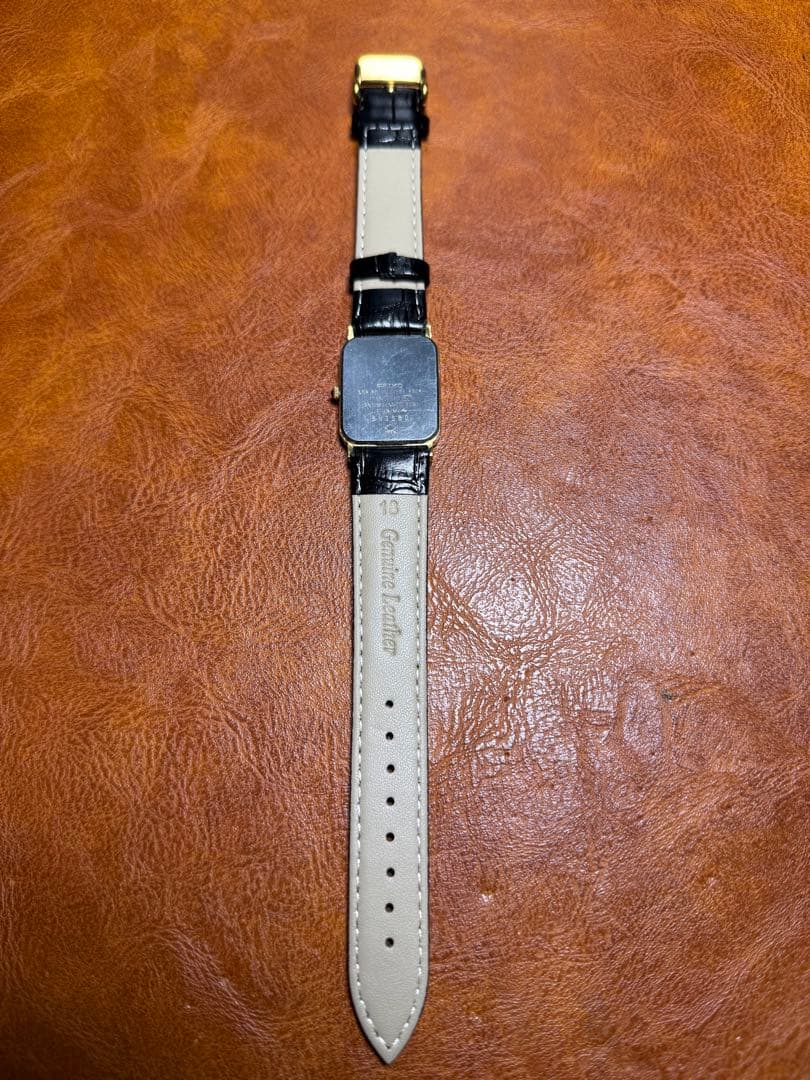 A118 希少 稼動品 SEIKO DOLCE レクタンギュラー80年代 - メルカリ
