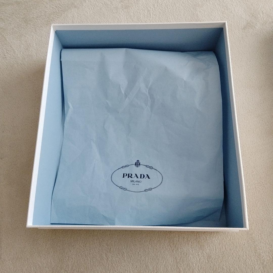 【未使用品】PRADA ペット　レインコート　ウィンドブレーカー　レッド