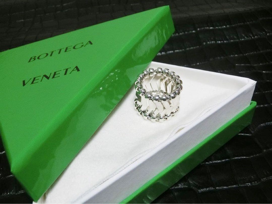 ボッテガべネタBOTTEGA VENETAシェブロンシルバー925リング イントレチャート リング|シルバー/メンズ ボッテガ・ヴェネタ Bottega