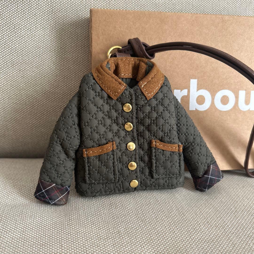 Barbourバブアー ノベルティ バッグチャーム - メルカリ