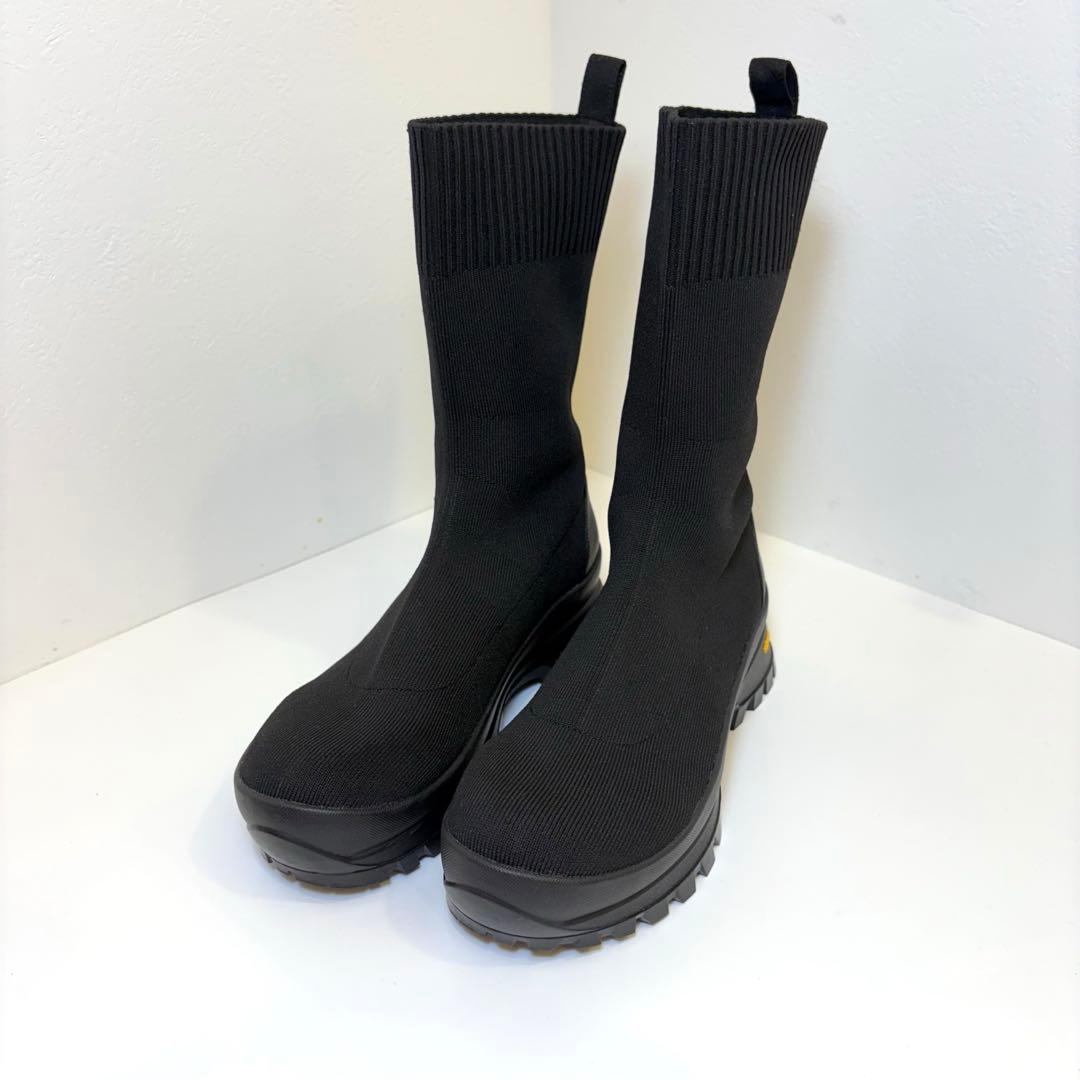 (極美品)フライアイディー ニットショートブーツ24.5cm FRAY I.D（フレイ・アイディー） (セール30%OFF) vibramソールニット