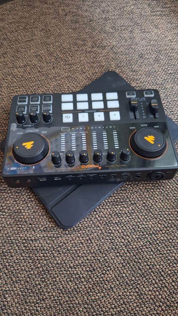 MAONO MODEL -AME2 インターフェース