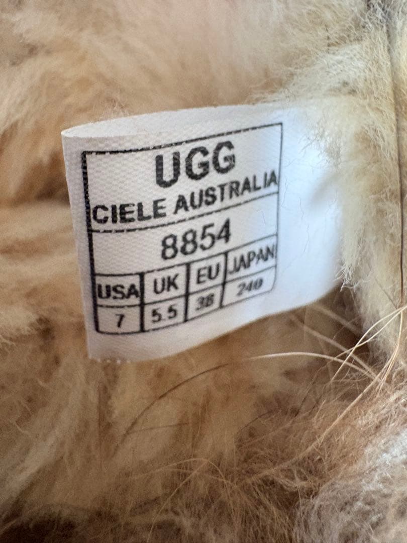 UGG Ciele AUSTRALIA アグハラコファームートン24cm - メルカリ