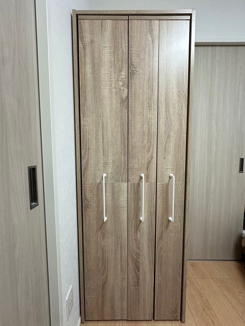 LOWYA 完成品 すきま収納本棚 幅64 可動棚 木目調 キャスター付 大容量 LOWYA（ロウヤ） 本棚 大容量 おしゃれ 収納 棚 薄型 スリム ラック