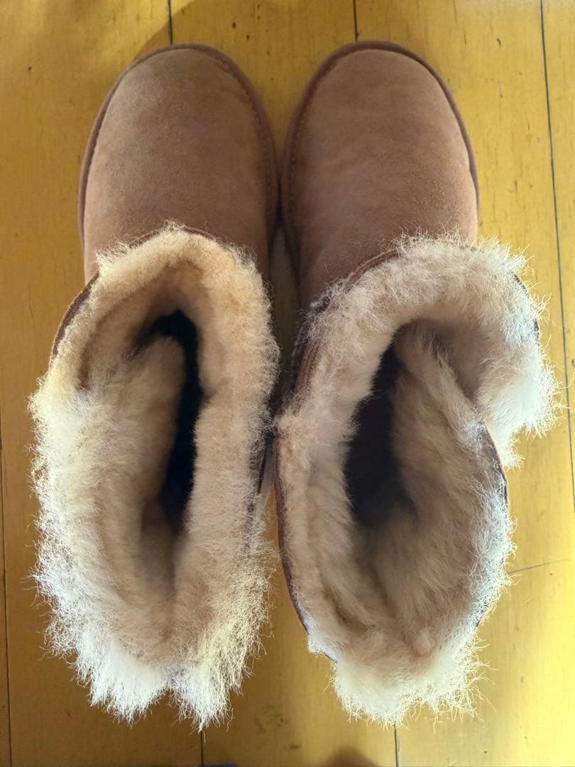 新品未使用】UGG ベイリーボタン ムートンブーツ チェスナットカラー