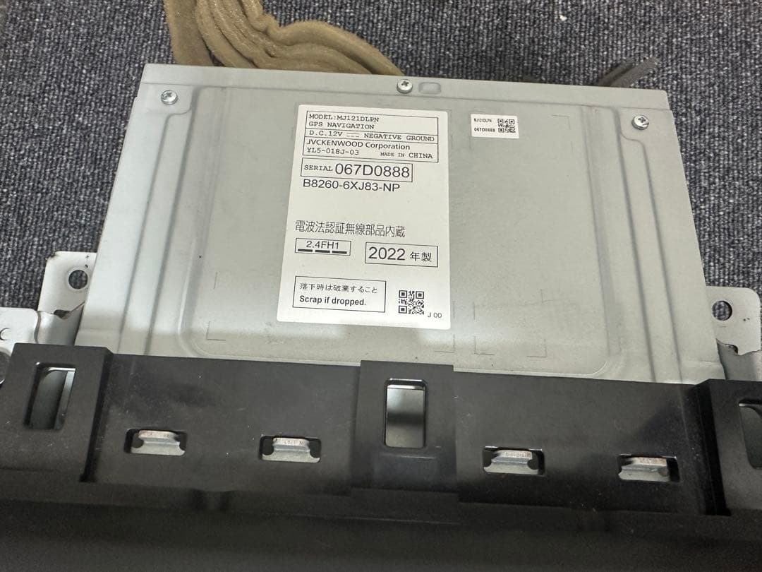 B8260-6XJ83-NP 9インチケンウッドカーナビ