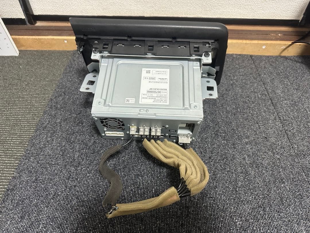 B8260-6XJ83-NP 9インチケンウッドカーナビ