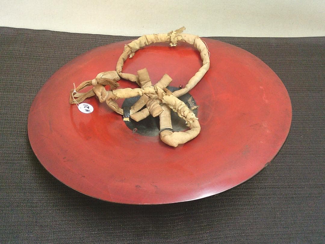 陣笠 金彩線状文 家紋 年代物・N21・武具甲冑 】刀装具 縁頭 鍔