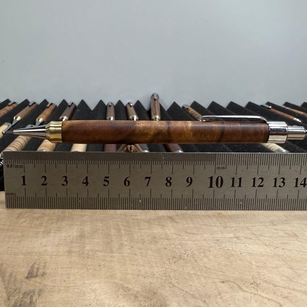 195台湾樟変わり杢 木製シャーペン 強低重心ダブルR 真鍮 - メルカリ