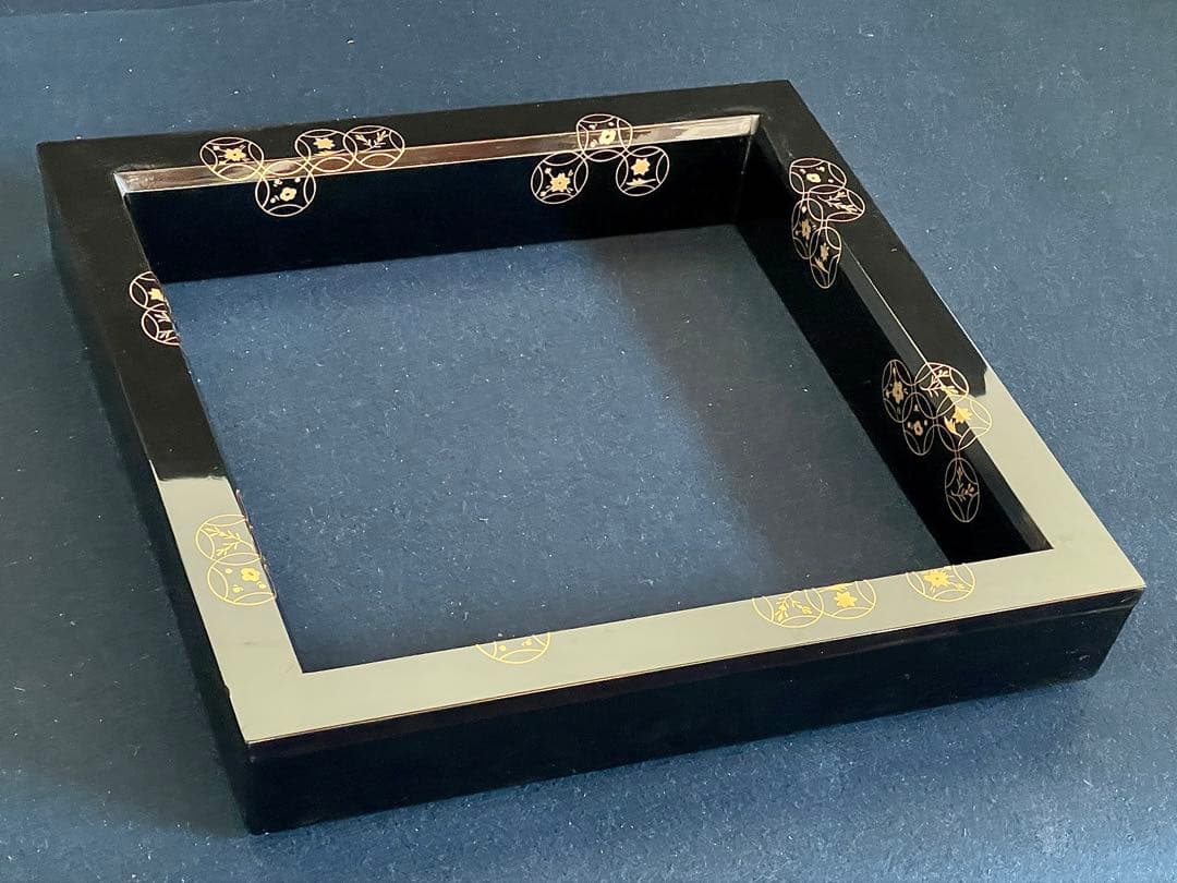 割引❣️「祖」 七宝蒔絵 黒塗 炉縁 塗師 陽斎 共箱 （1120B①）の通販