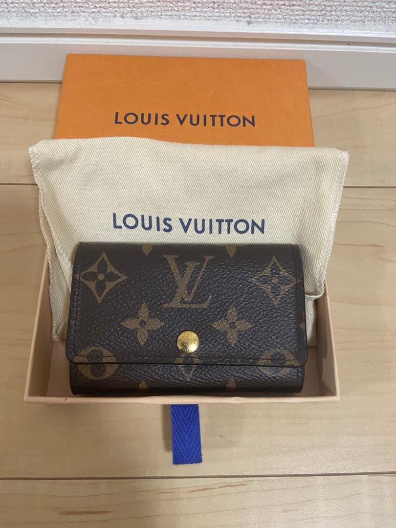 LOUIS VUITTON モノグラム レザーキーケースミュルティクレ6新品